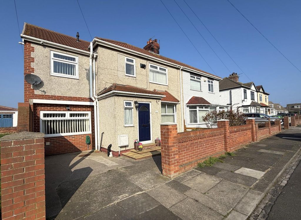 Property photo 1 of 20 Front