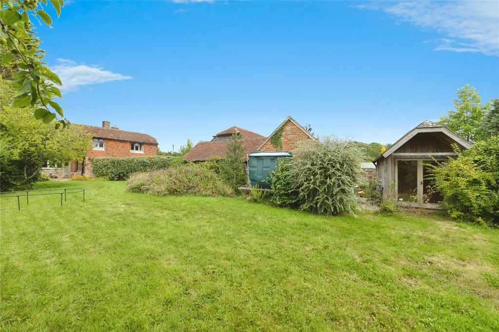 Property photo 2 of 25 Picture No. 22
