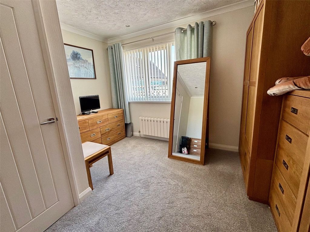 Additional image 10 of 3 bed bungalow for salePriory Lodge Close, Milford Haven, Pembrokeshire SA73