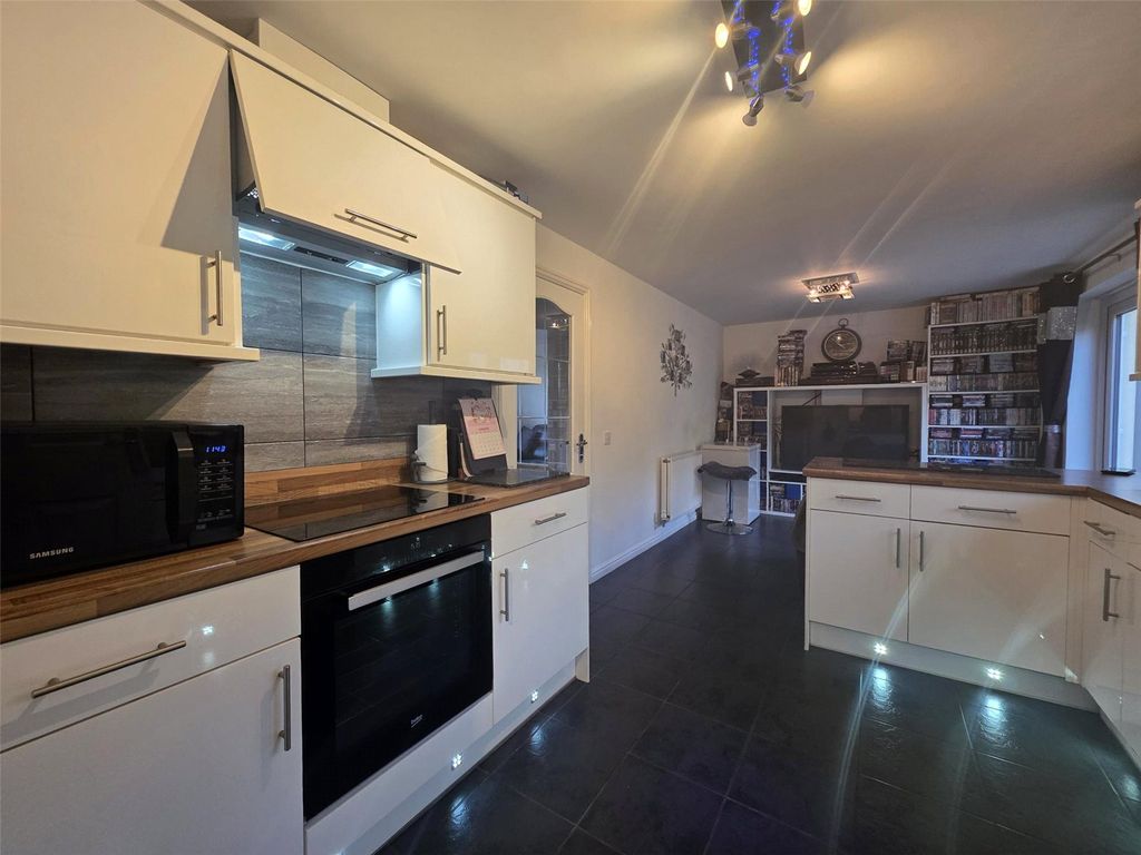 Additional image 6 of 4 bed detached house for saleGatehouse View, Pembroke, Pembrokeshire SA71