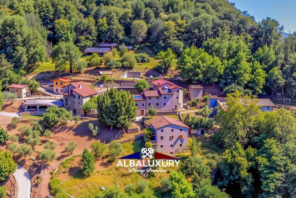 Property photo 1 of 29