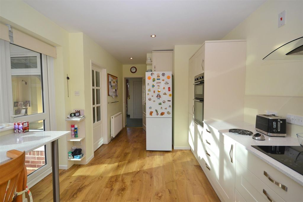 Property photo 3 of 21 10 (46).Jpg