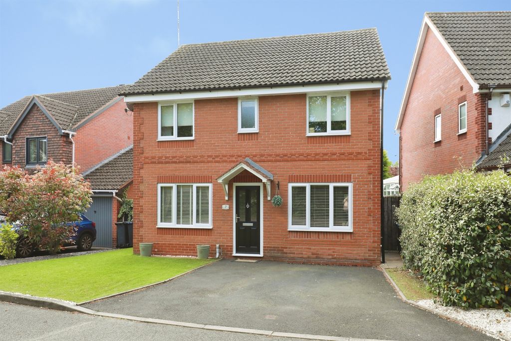 Property photo 1 of 22