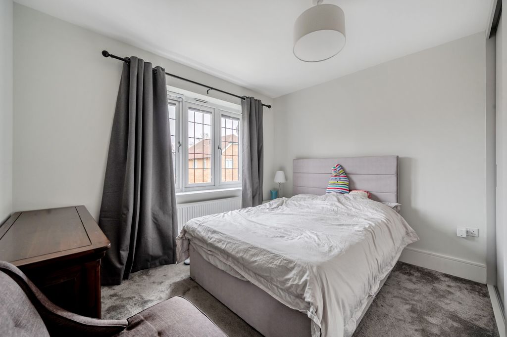 Additional image 12 of 4 bed detached house for saleNightingale View, Fleet GU51