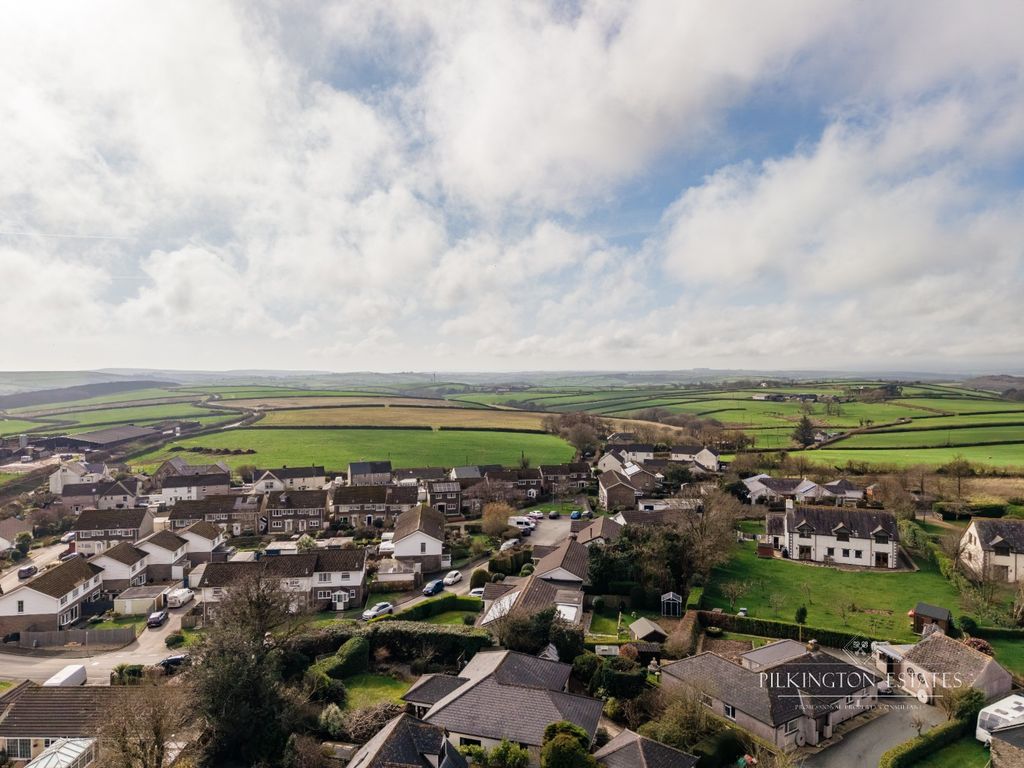 Property photo 2 of 13 4935952