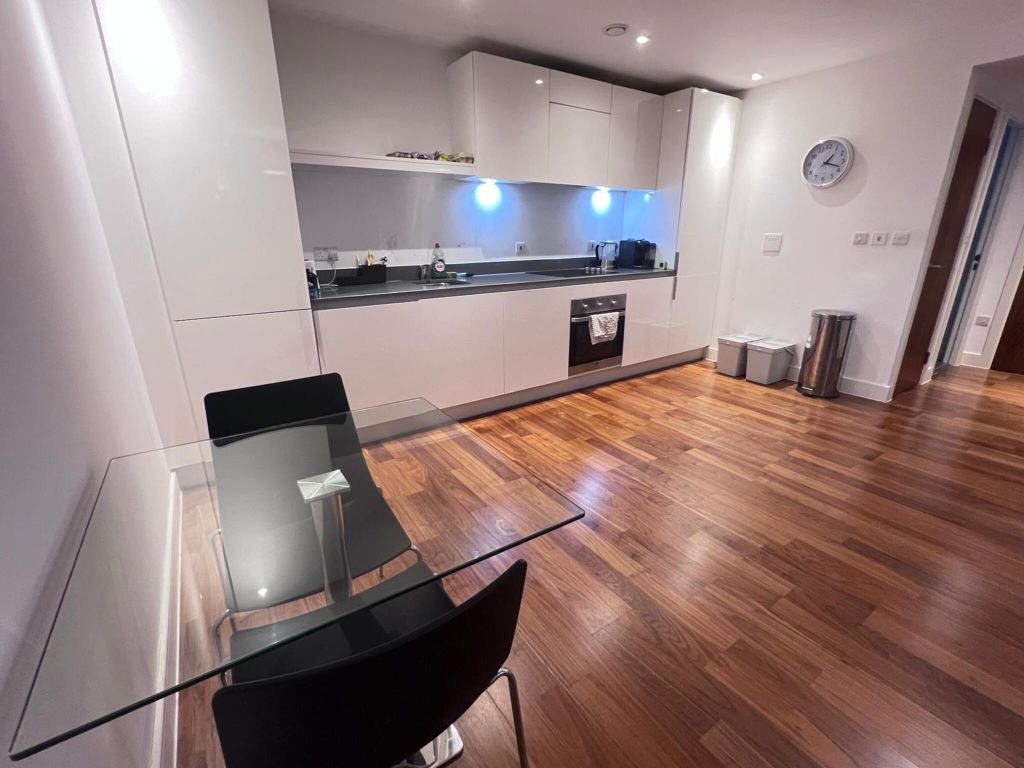 Property photo 2 of 8