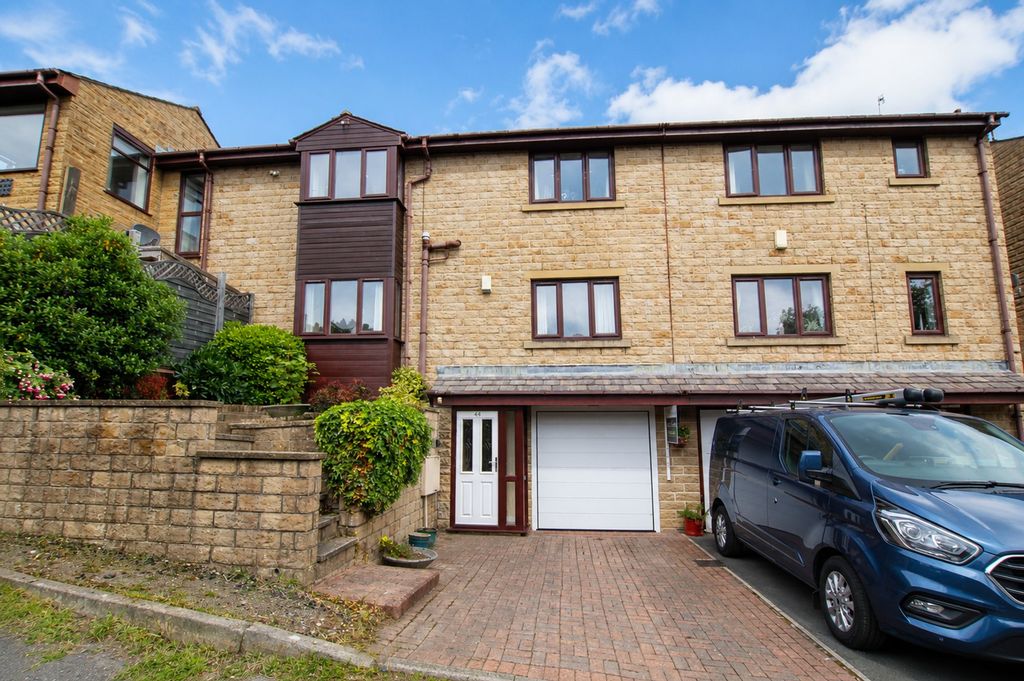 Property photo 1 of 24