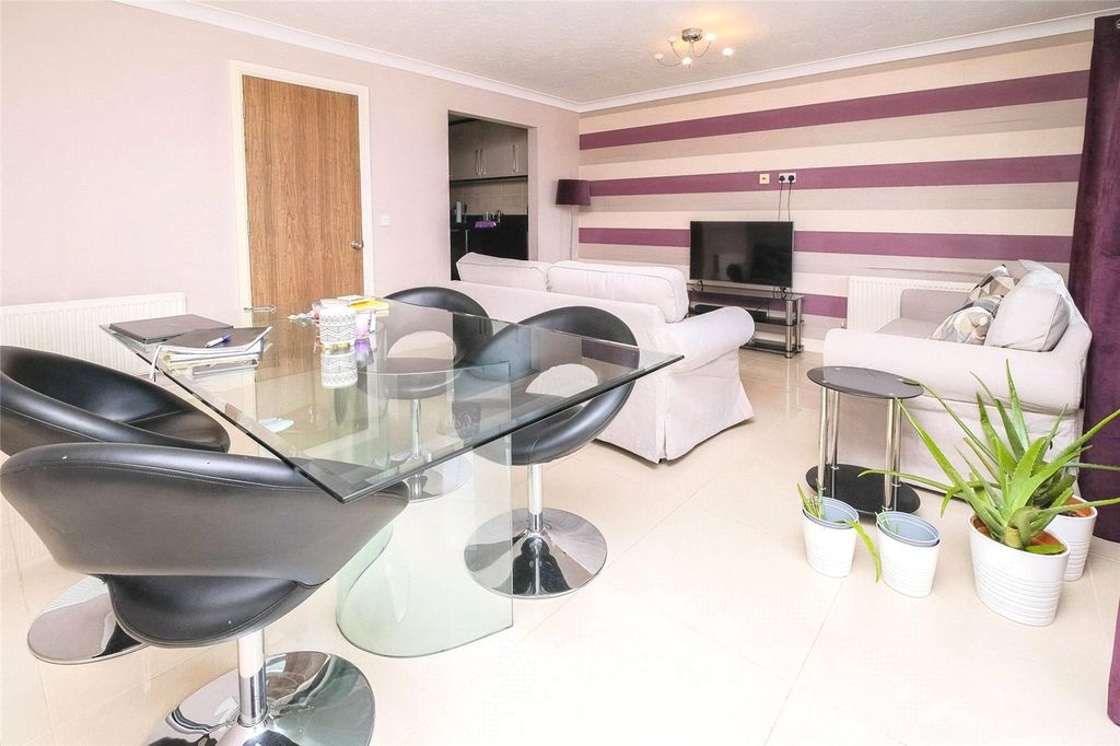 Property photo 3 of 18 Picture No. 03