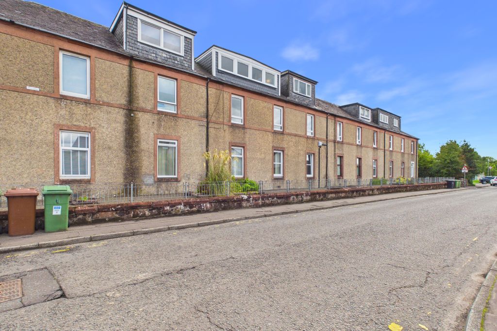 Property photo 1 of 14 Cam05526G0-Pr0177-Still013