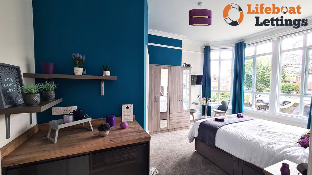 Property photo 1 of 11 Bedroom 1A