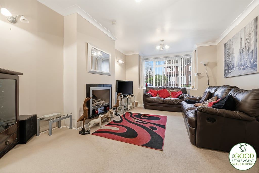 Property photo 3 of 31