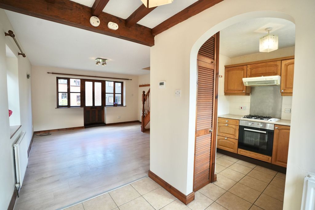 Property photo 3 of 17