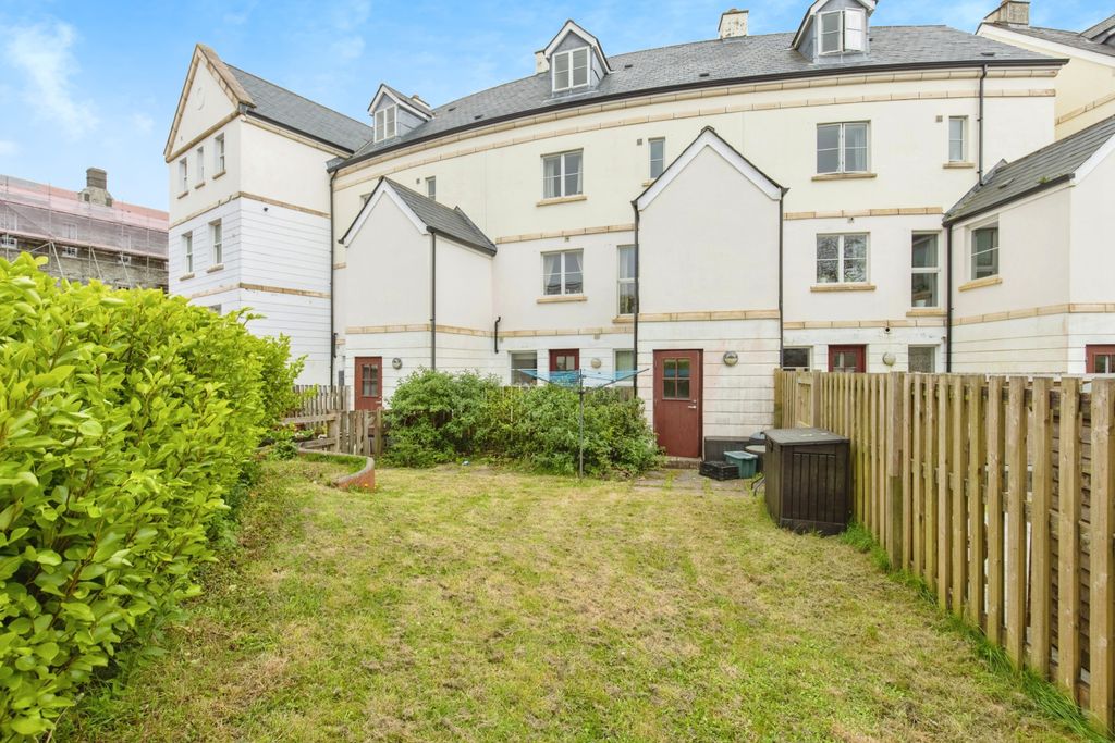 Property photo 3 of 14 Photography