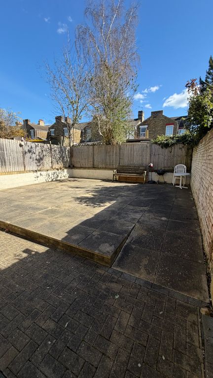 Property photo 3 of 9