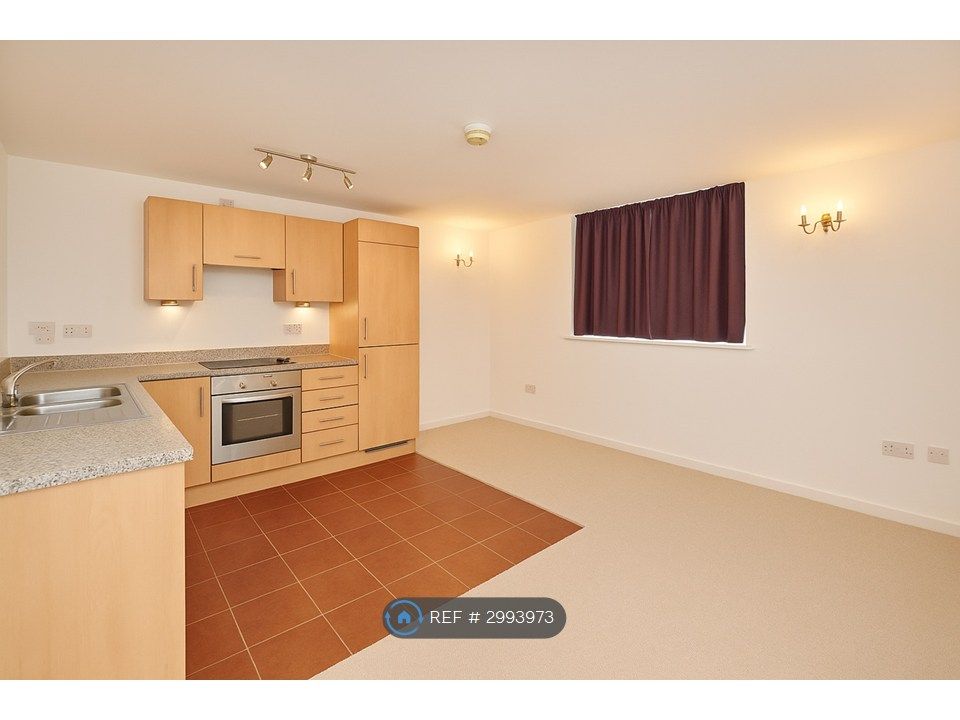 Property photo 3 of 7