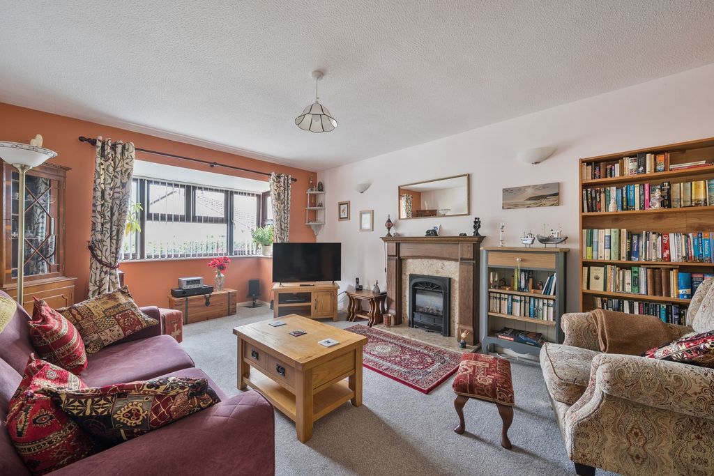 Property photo 3 of 22 1457584-10-6A01F3c9A0Bbe