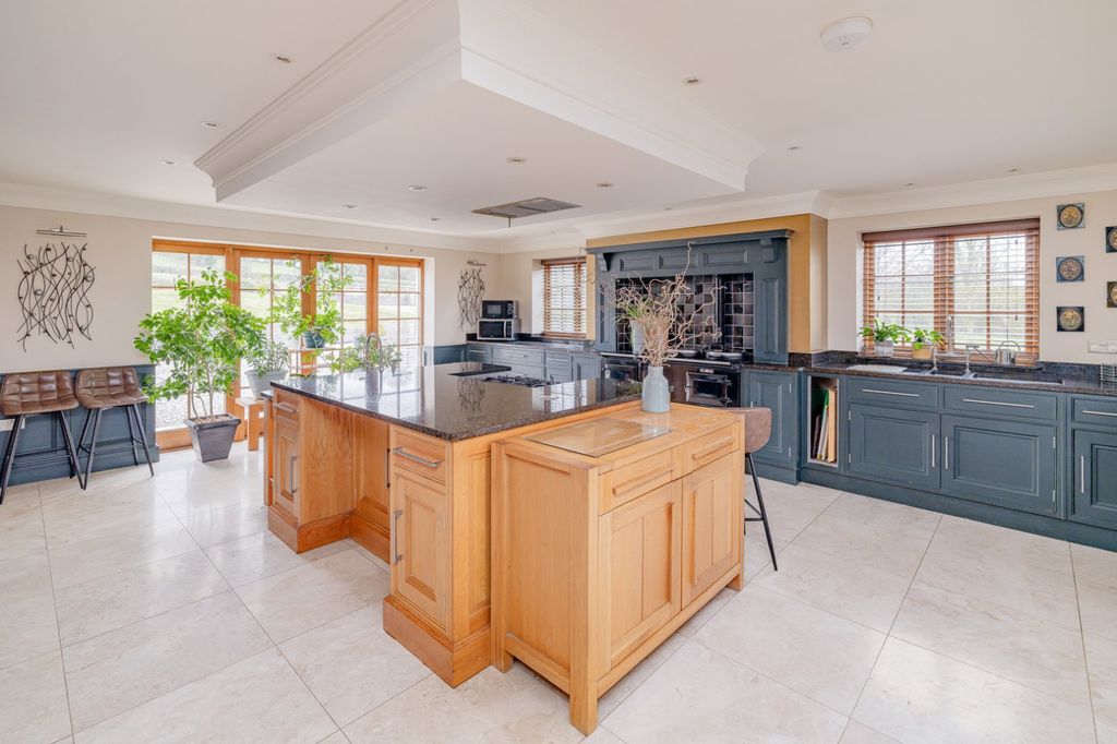 Property photo 3 of 27 Picture No. 09