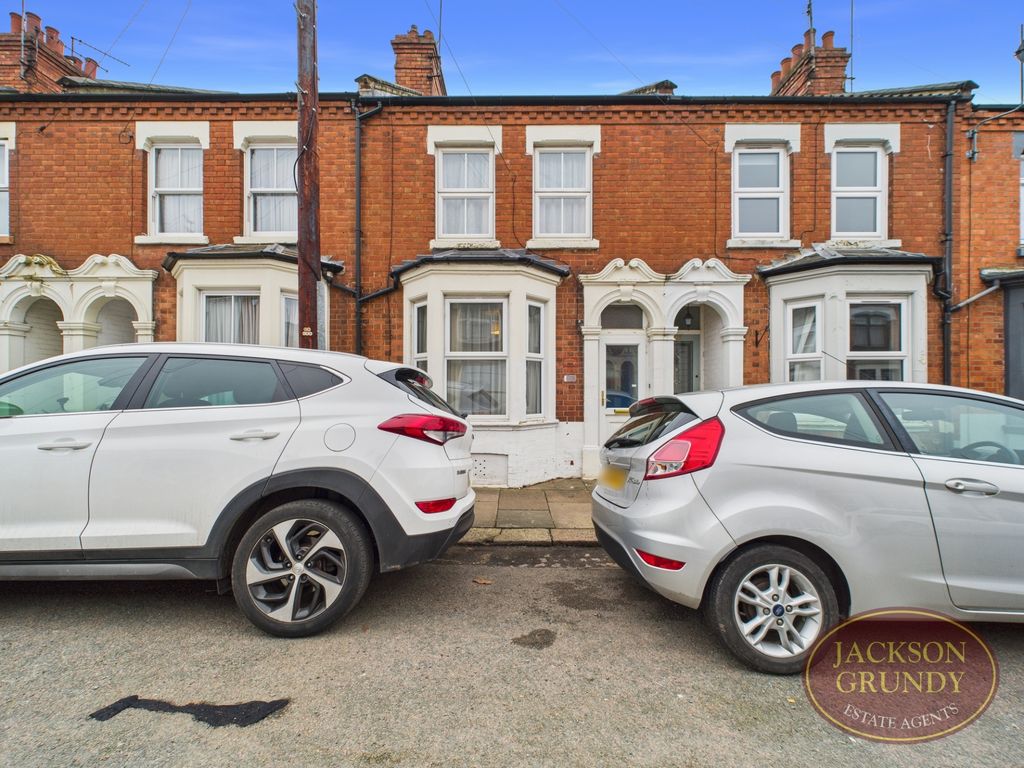 Property photo 1 of 11 Wycliffe Road