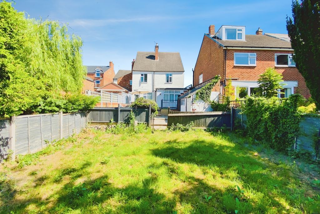 Property photo 2 of 30