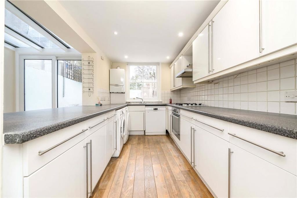 Property photo 2 of 7