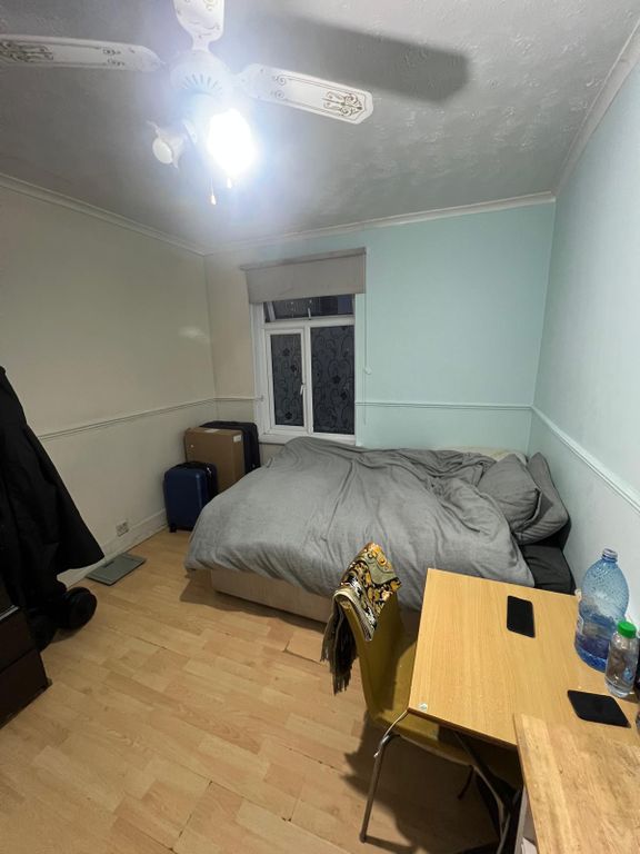 Property photo 1 of 1