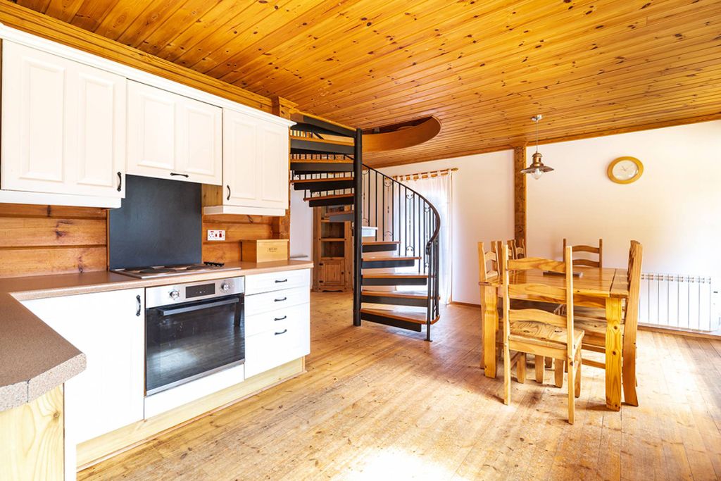 Property photo 2 of 29
