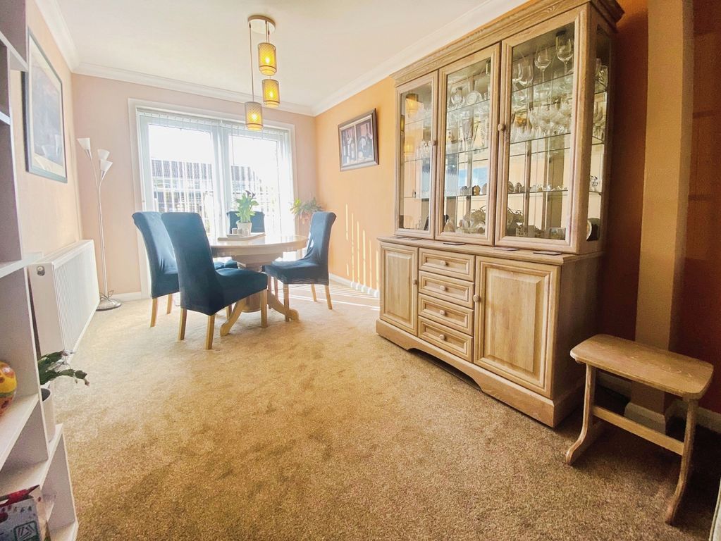 Property photo 3 of 12 Pbox-Img.Jpg