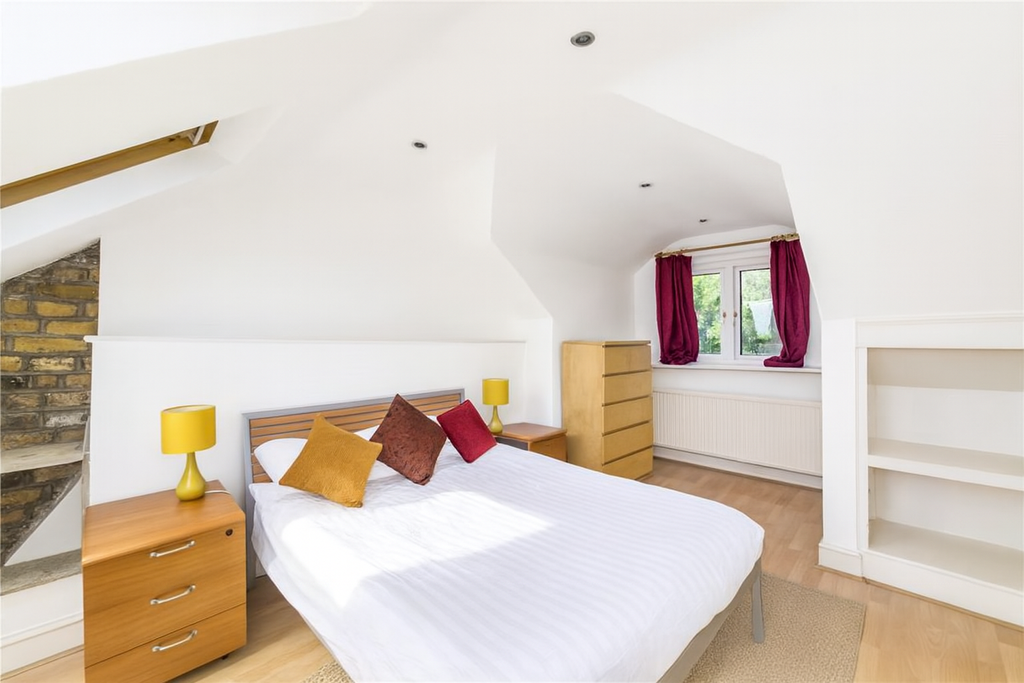 Property photo 2 of 4