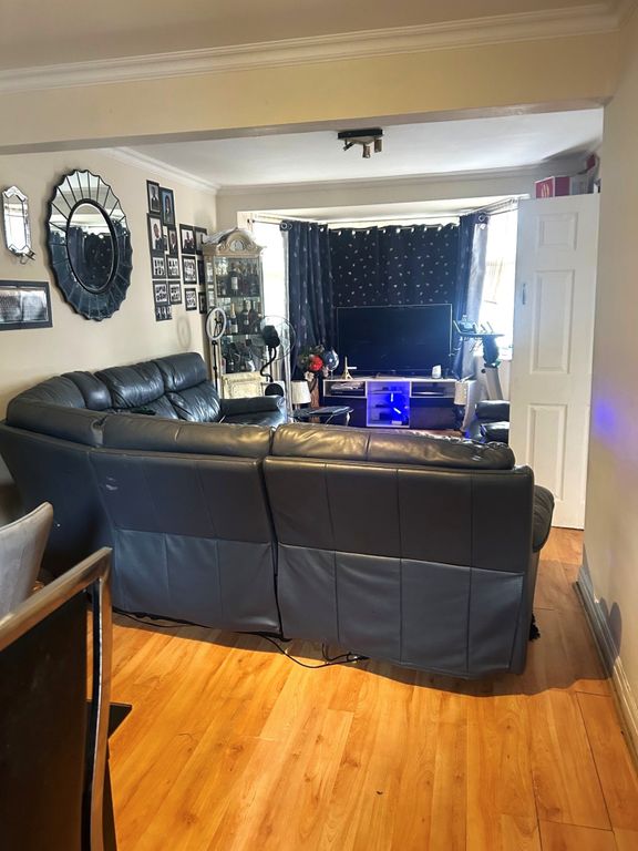 Property photo 3 of 10 Living Room