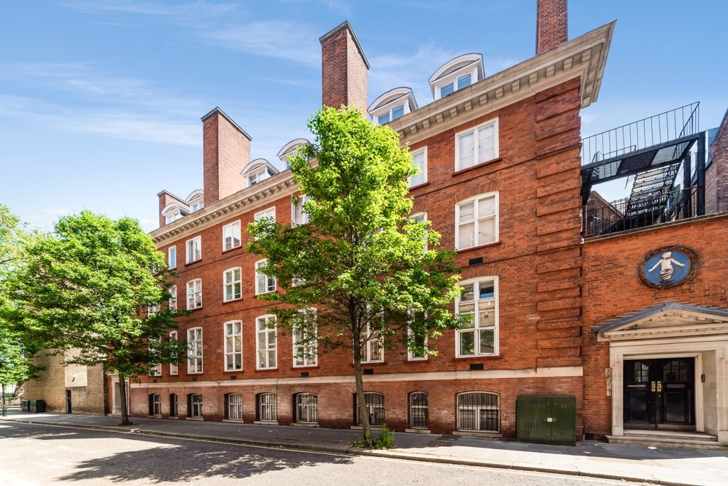 Property photo 3 of 9 Kimmerston House,...