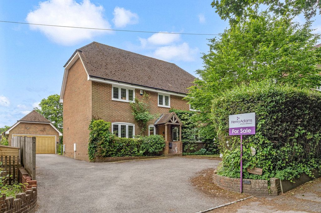 Property photo 1 of 37