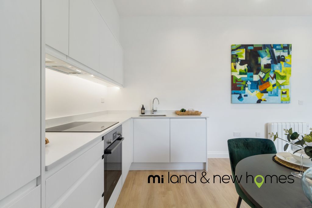 Property photo 3 of 20