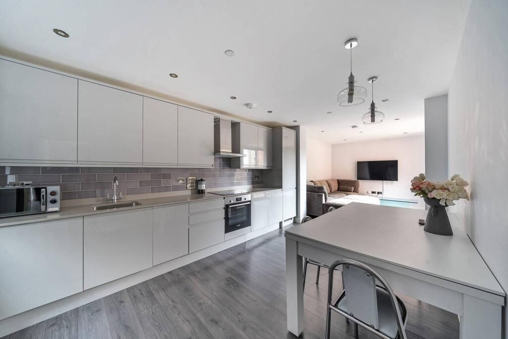 Property photo 1 of 10 Photo 1