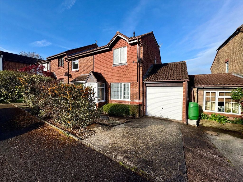 Property photo 1 of 14 Picture No. 13