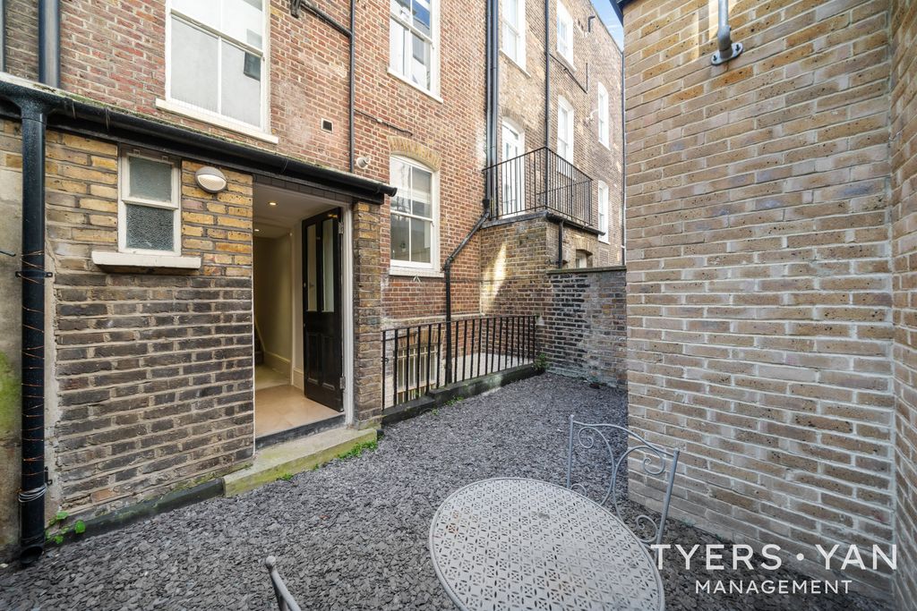 Property photo 3 of 18 Patio