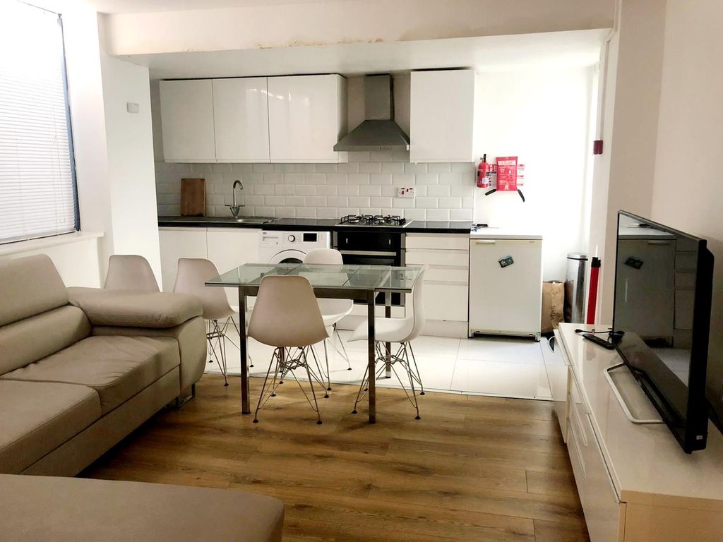 Property photo 1 of 6 Reception Room