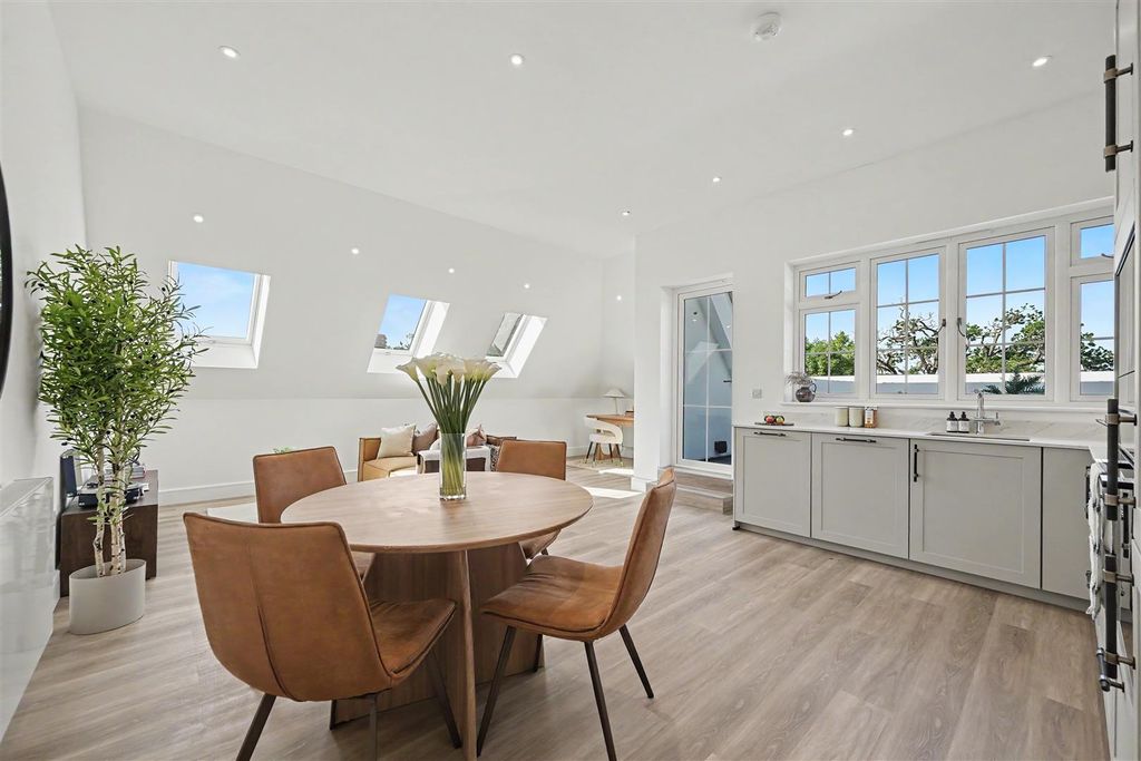 Property photo 1 of 12 1.Jpg