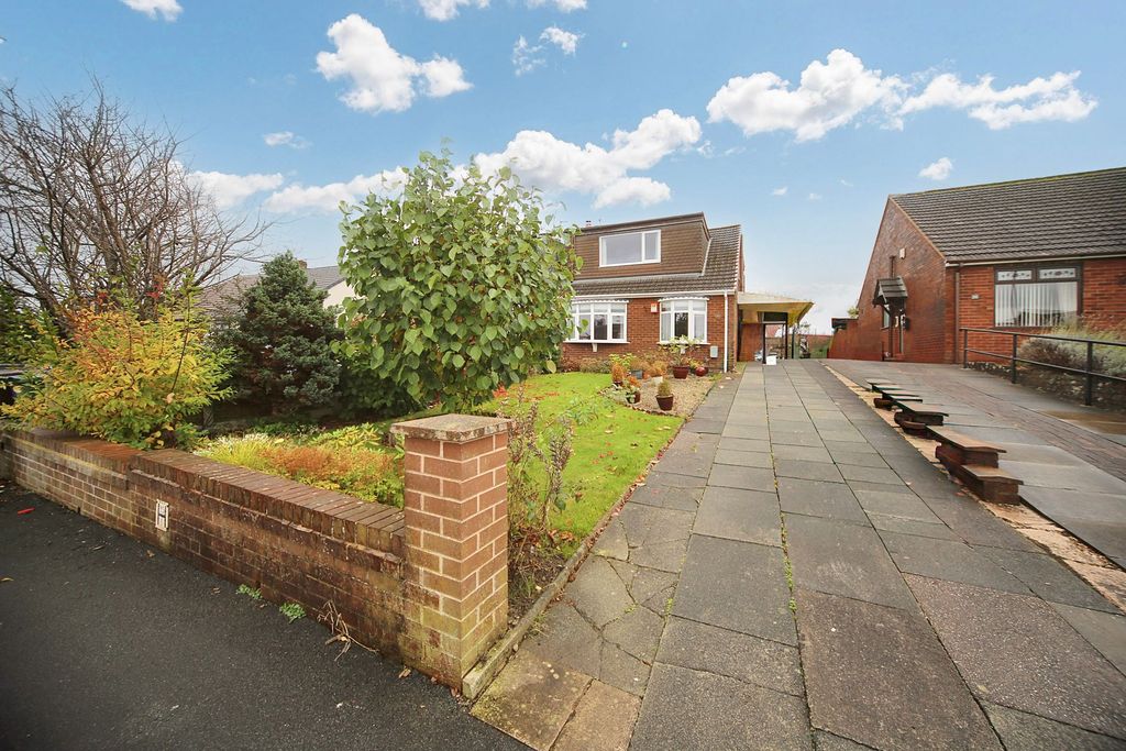 Property photo 1 of 25