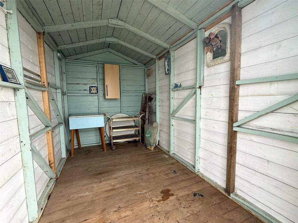 Property photo 3 of 6 Picture No. 02