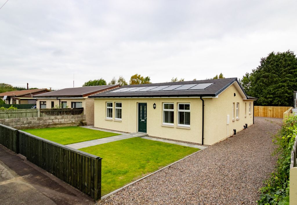 Property photo 1 of 24 Front Exteriro