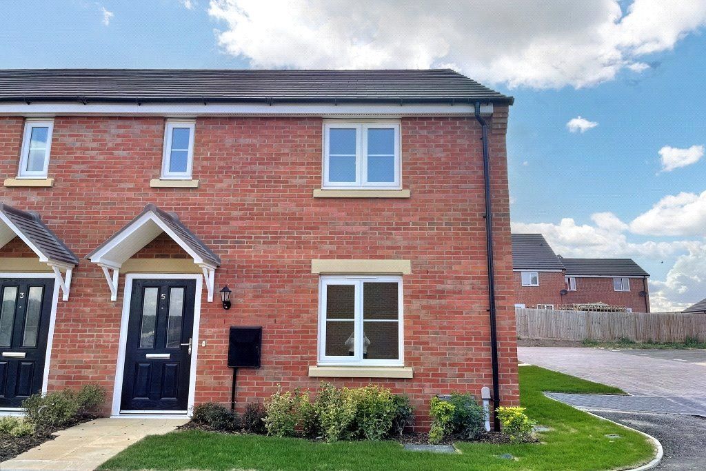 Property photo 1 of 7 367