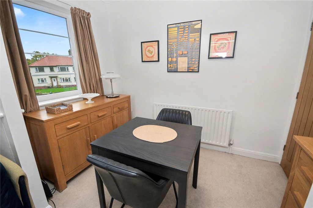 Property photo 3 of 10 Picture No. 13