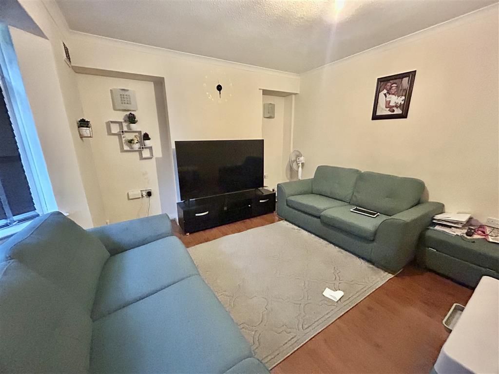 Property photo 2 of 9 Image