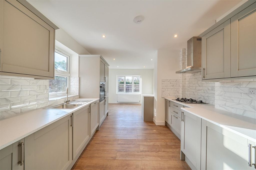 Property photo 3 of 12 Tc - Kitchen 2.Jpg