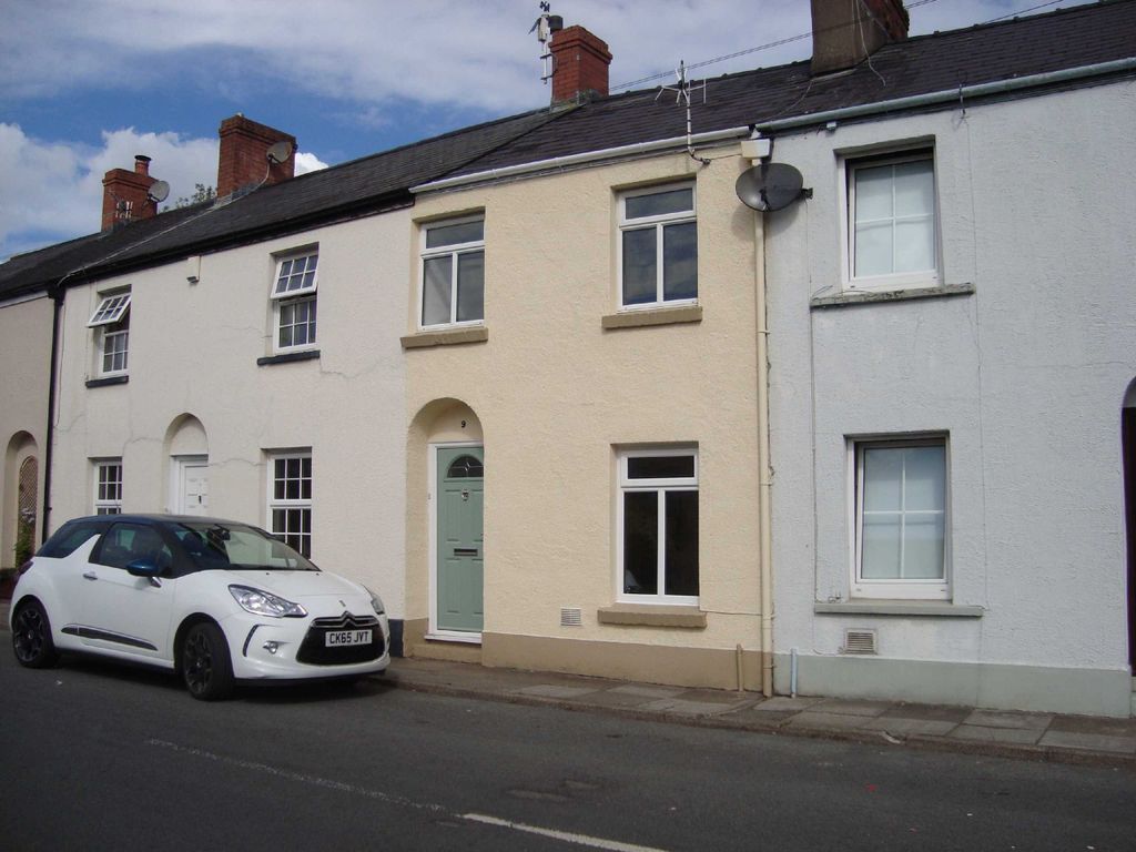 Property photo 1 of 14