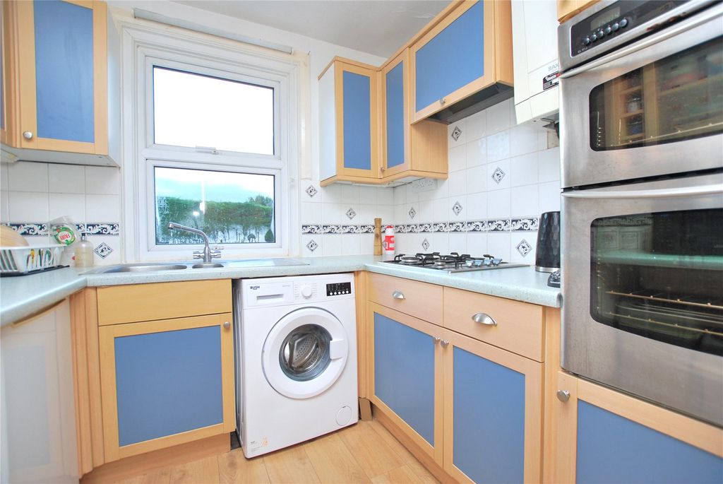 Property photo 2 of 5 Picture No. 01