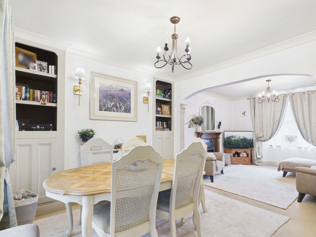 Property photo 3 of 13 Dining Area