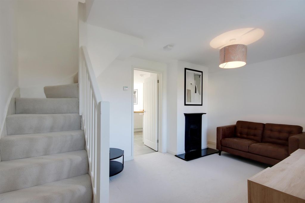 Property photo 2 of 15 62999_011.Jpg