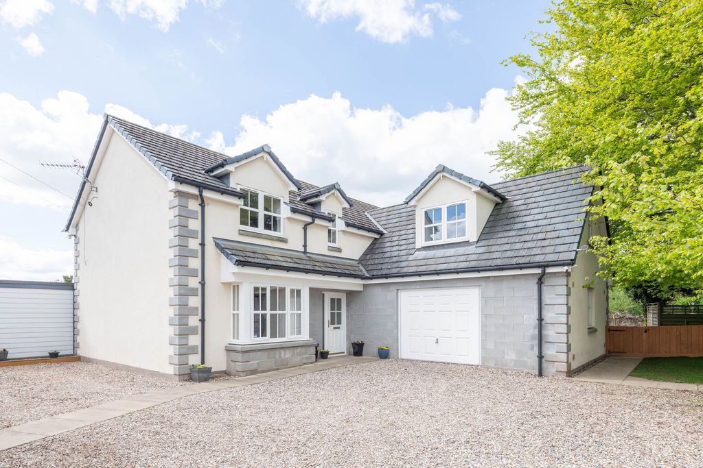 Property photo 1 of 37
