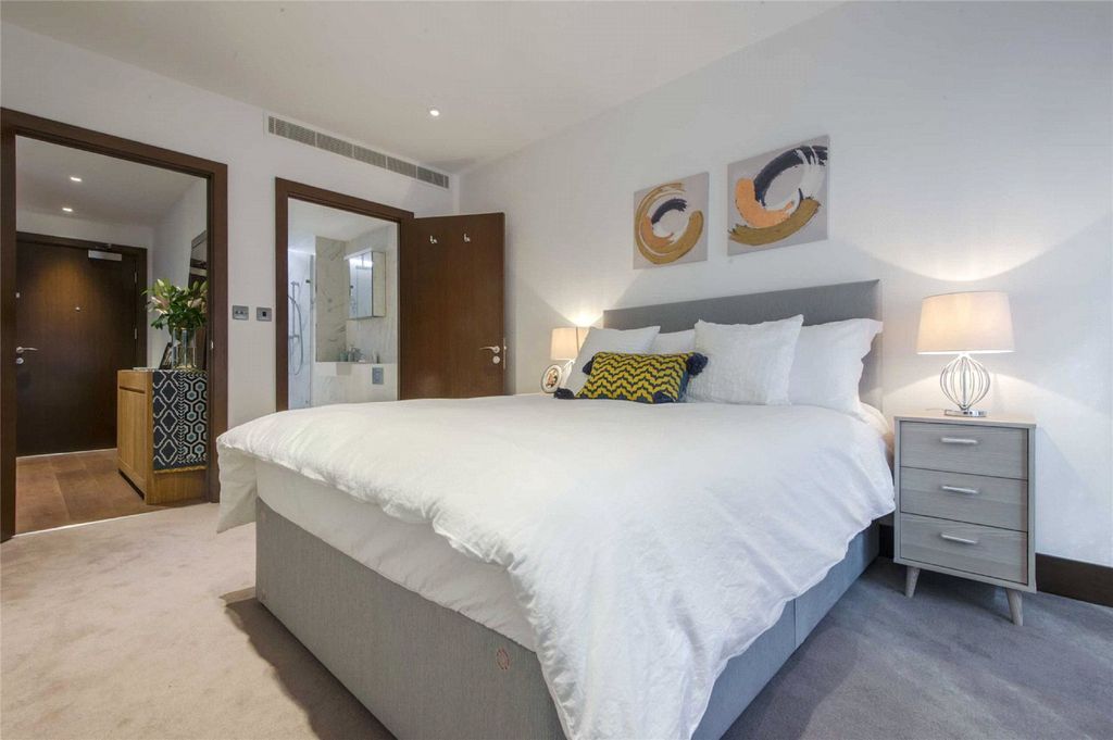 Property photo 3 of 6 Picture No. 01